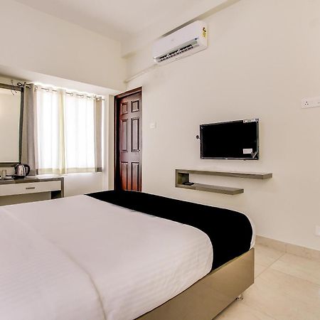 Capital O New Paradise Inn Irugur 외부 사진